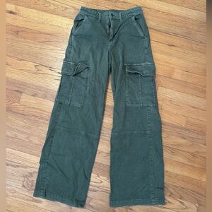 Women’s Green Cargo Pants